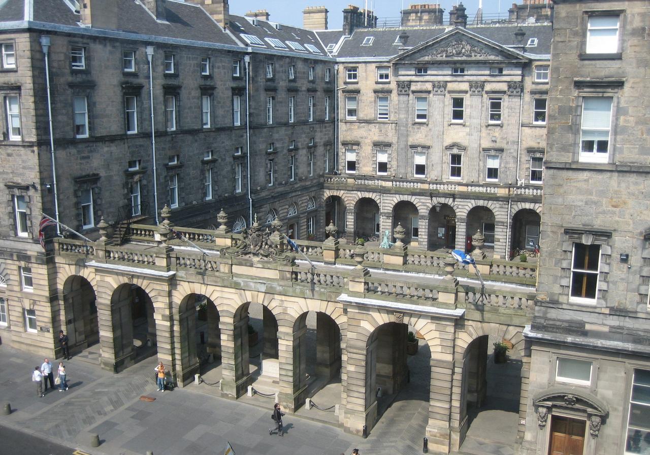 Parliament Sq Lägenhet Edinburg Exteriör bild